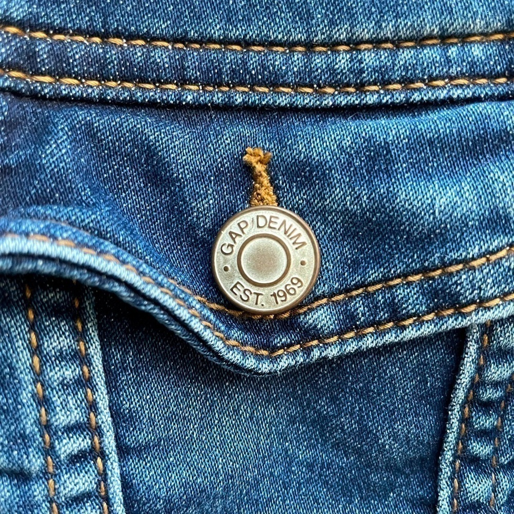 𝅺SOLD Gap Kids Jean Jacket - Picture 2 of 4